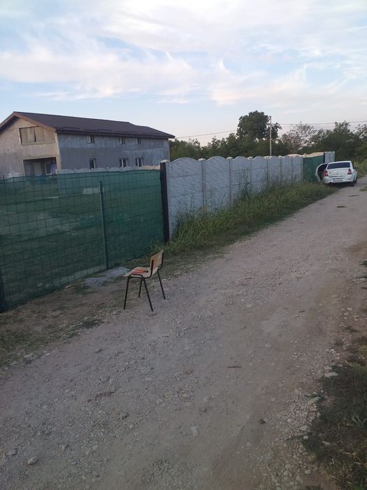 Teren de vanzare in Petrăchioaia - Surlari