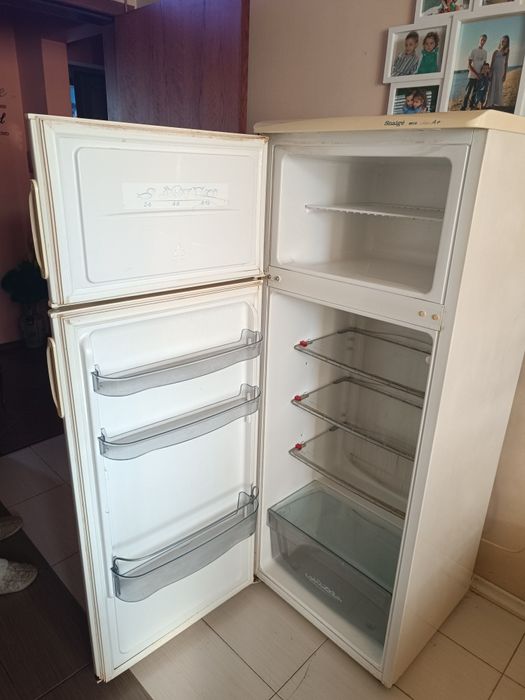 Хладилник Snaige