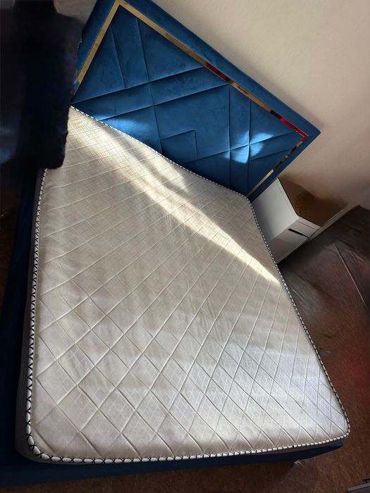 Кровать двуспальная 180*200