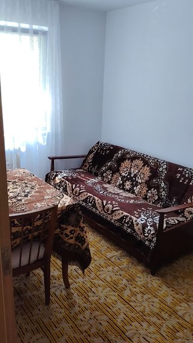 Ofer spre închiriere apartament 2 camere.