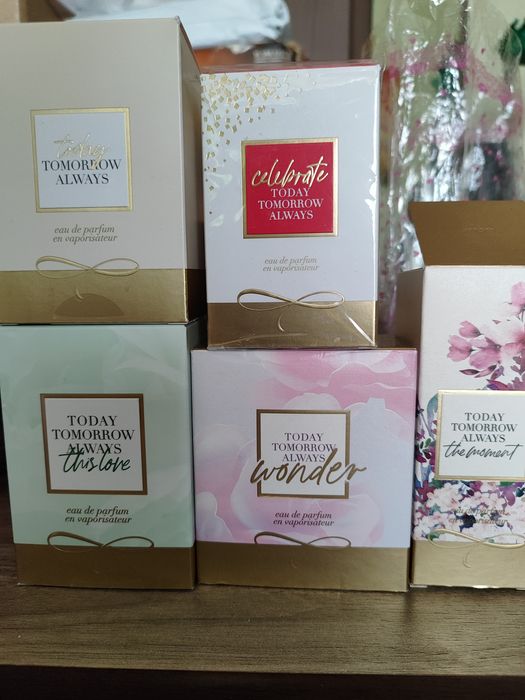 Женская туалетная вода.