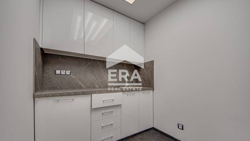 Дава се под наем Офис в София, Хладилника - 268 кв.м за 3225 € - Снимка #4