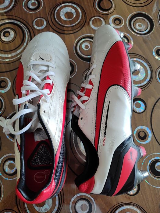 Бутонки PUMA KING! Нови, неупотребявани!