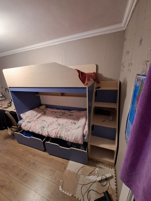 Детская кровать двухъярусная