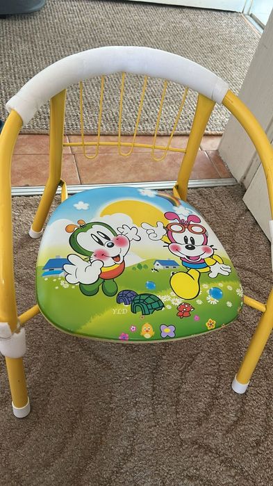 Бебешко гнездо с възглавница и игрсчки