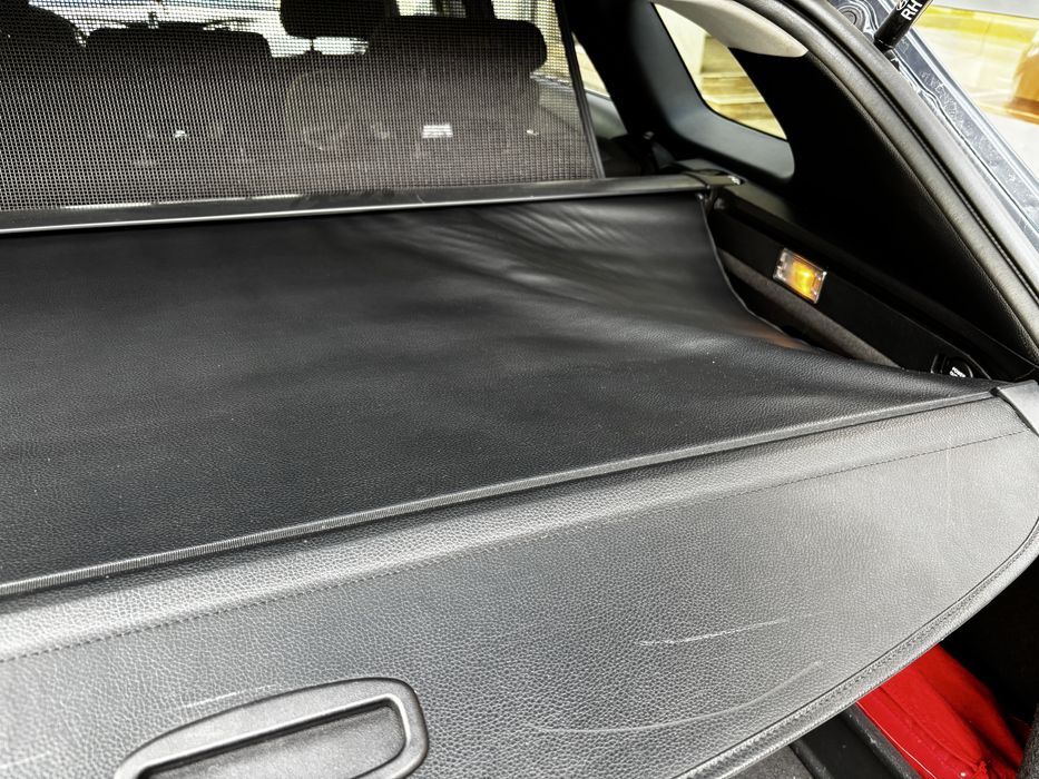Щора багажник Hyundai  I 40 - в добро състояние .