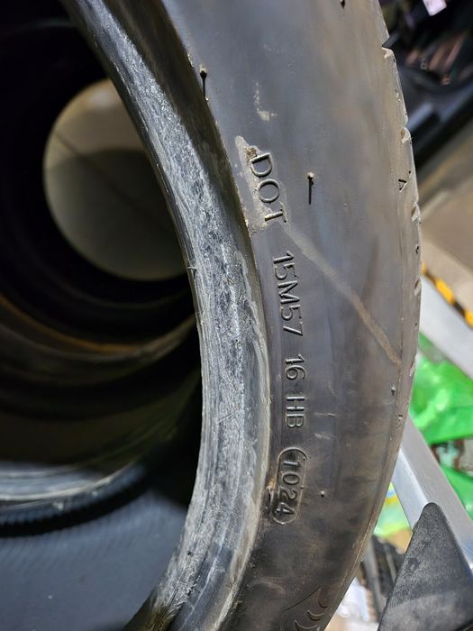 Anvelope vara Hankook S1 EVO3 235 40 19