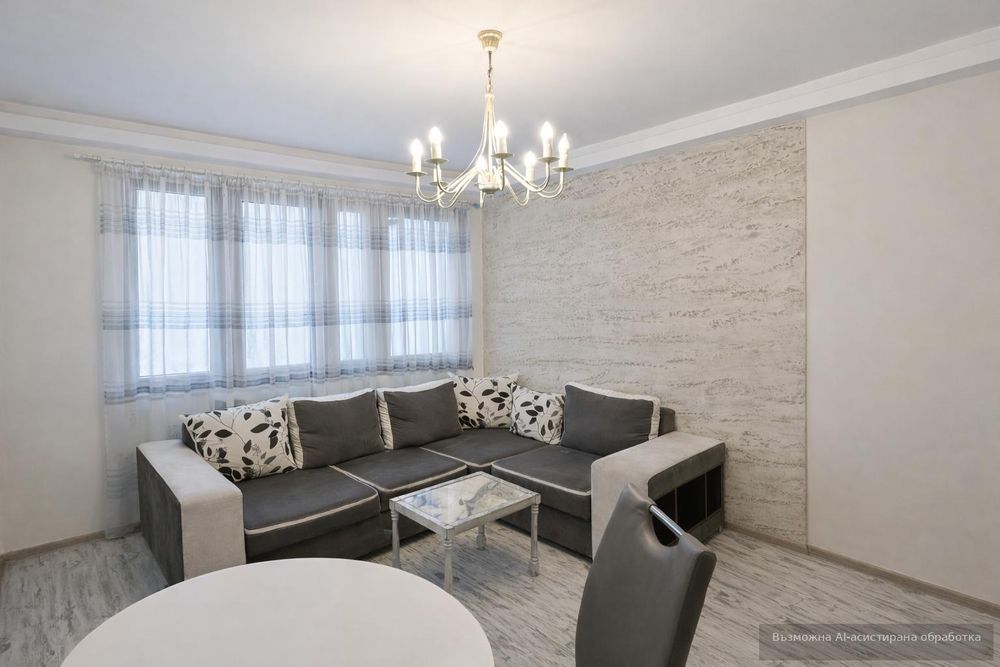 Дава се под наем Тристаен апартамент в Пловдив, Център - 90 кв.м за 538.56 € - Снимка #1