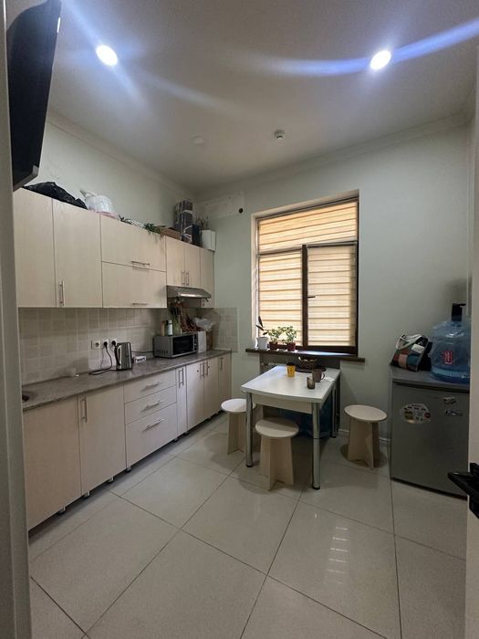 Продаётся коммерческое помещение 62м2, ор-р: Новомосковская