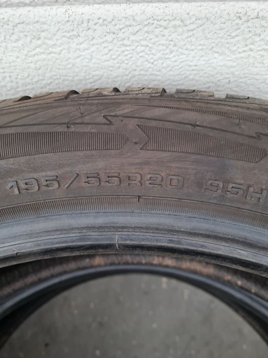 Зимни гуми 2 броя GOODYEAR UltraGrip 195 55 R20 дот 3419