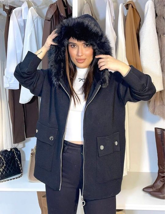 жилетка с пух черен /   сив цвят