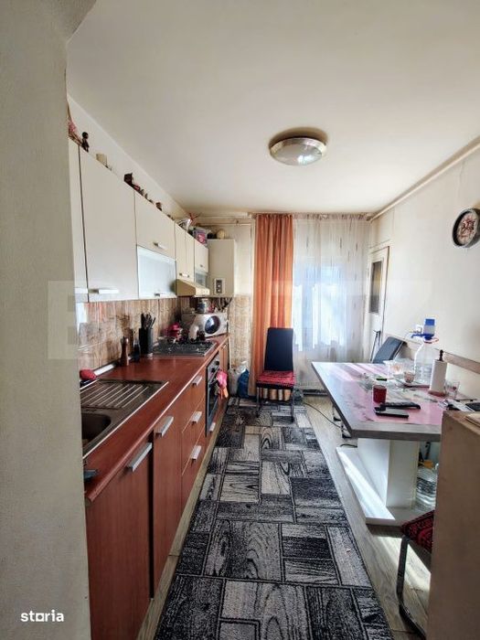 Apartament 2 camere decomandat de vanzare – Zona Imparatul Traian