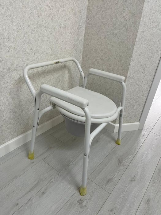 Кресло туалет переносной