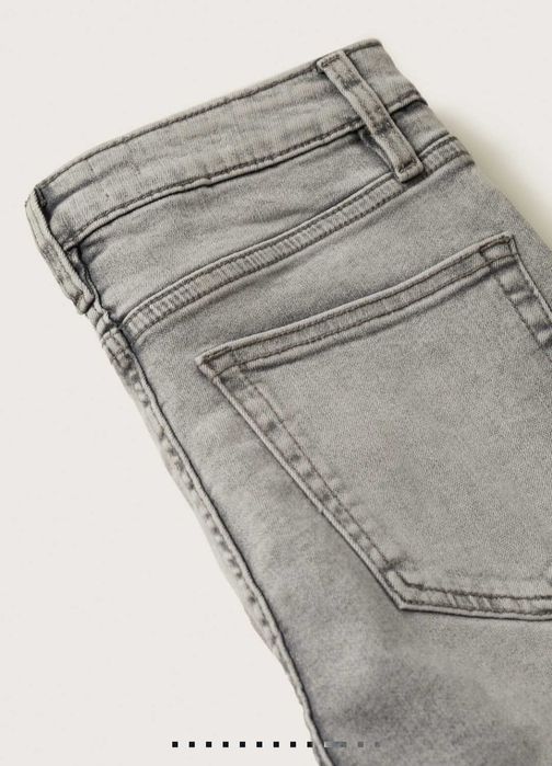 Дънки Mango, нови с етикет