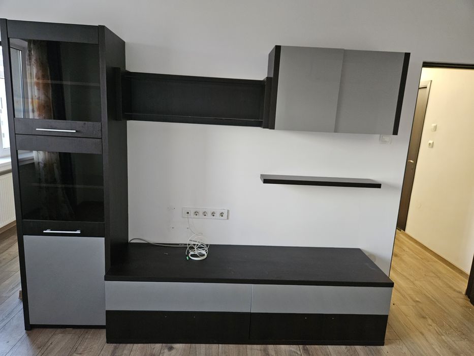 Mobila sufragerie in stare buna