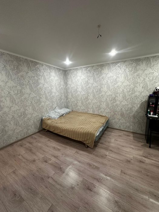 Продам 2хком квартиру район Пирамиды.