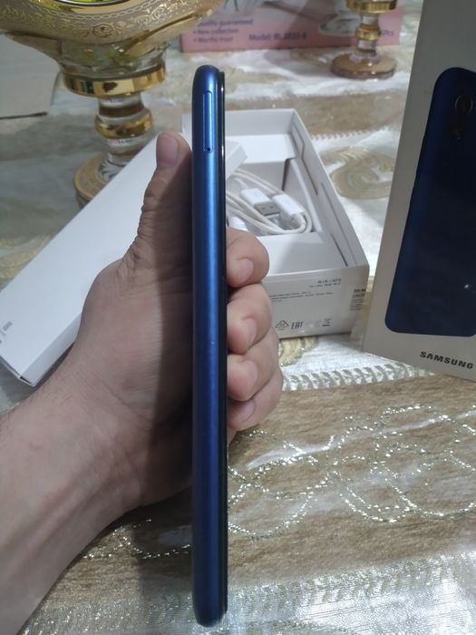 Samsung A 03 telefon sotiladi faqat pul juda zaril