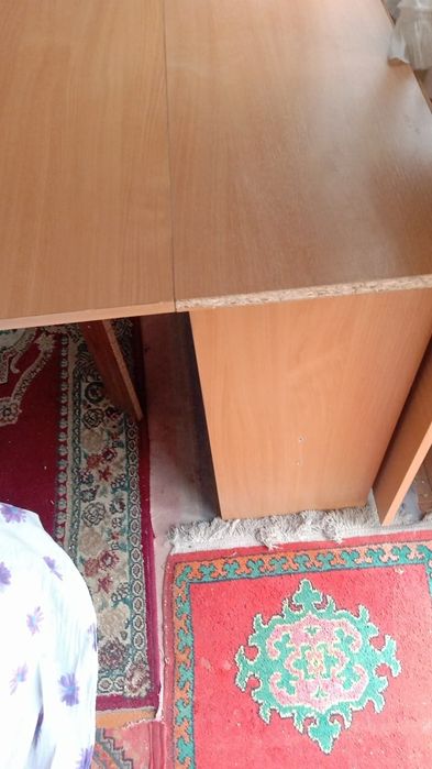 Стол книжка продам