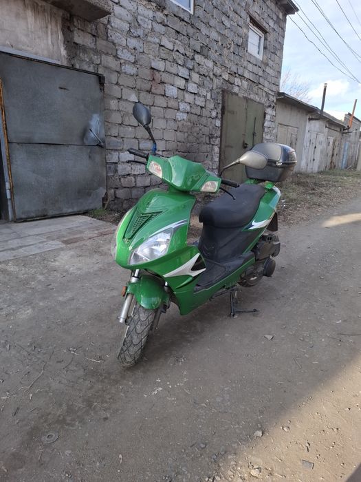 Скутер китай 150 куб