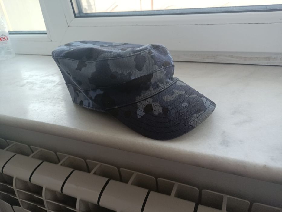 Capele combat albastre