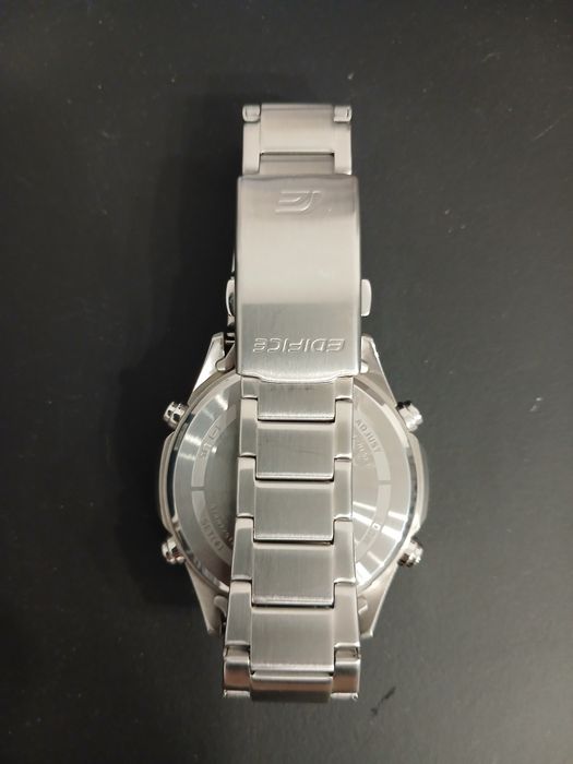 Наручные часы Casio
