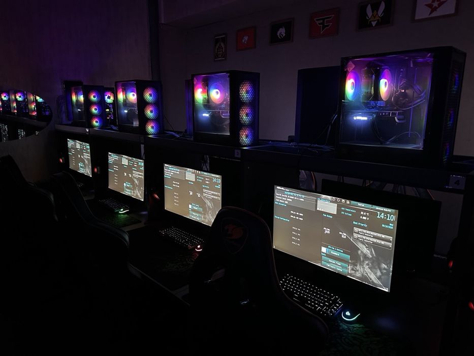 Продам компьютерный клуб