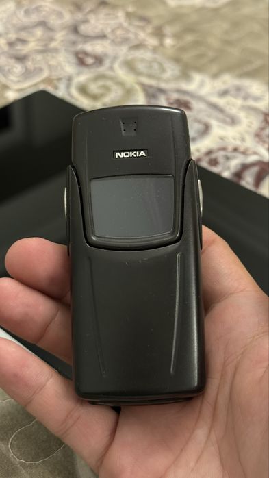Nokia 8910i титан