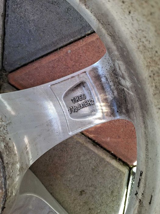 Jante DEZENT R16 Audi A4 Avant