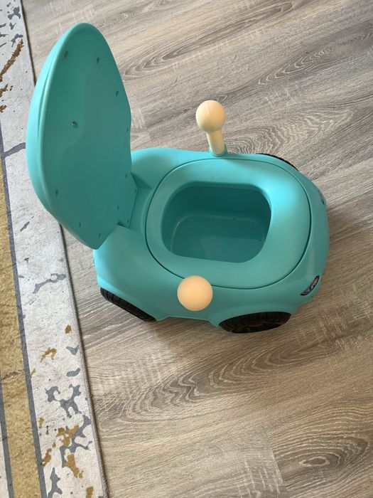 Детский горшок машинка