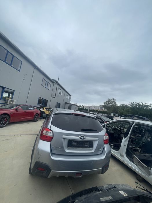 Subaru XV на Части