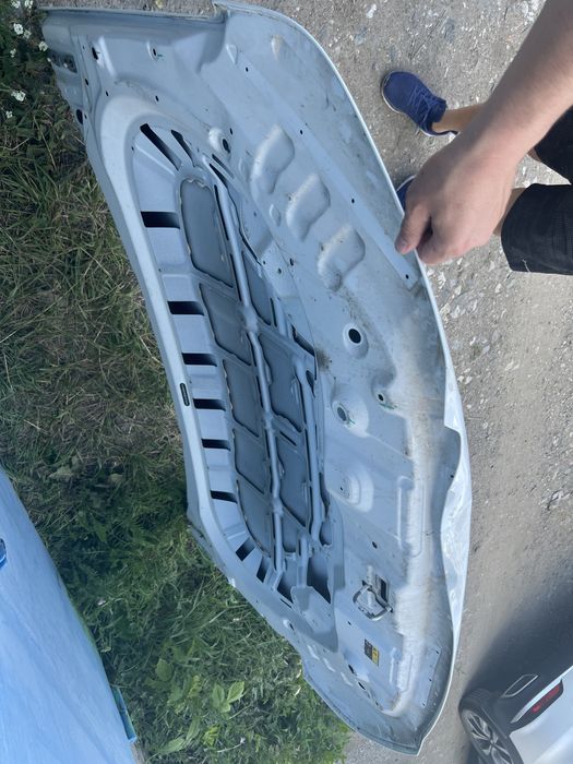 Продам капот