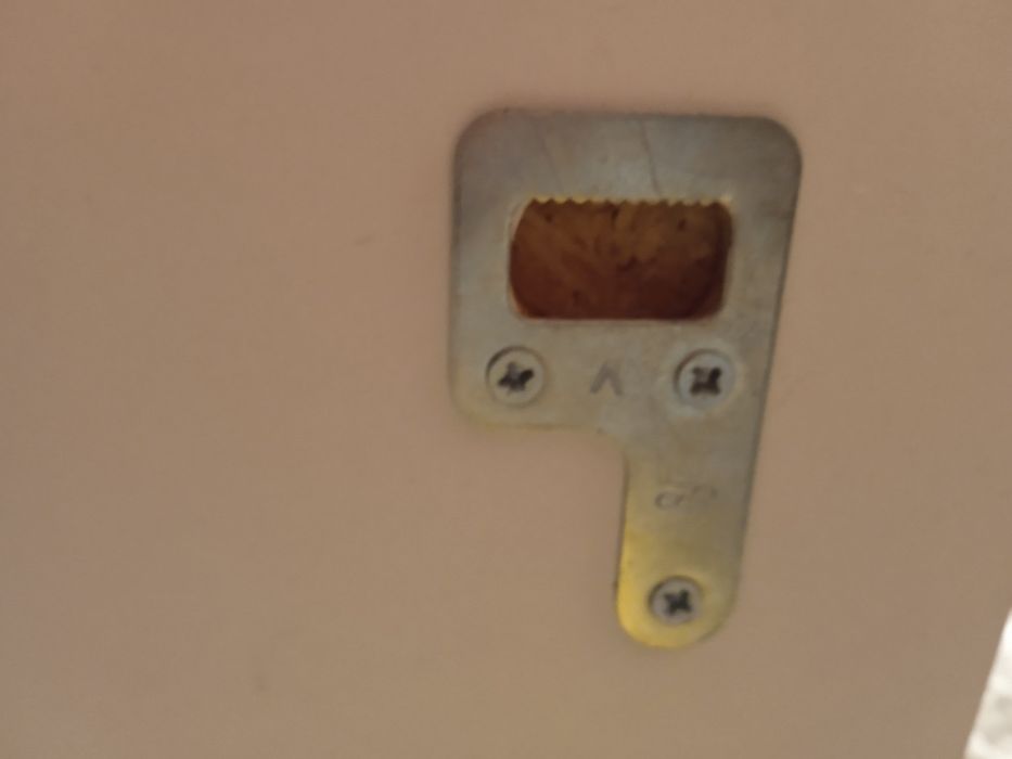 Зеркало для ванной комнаты высокое