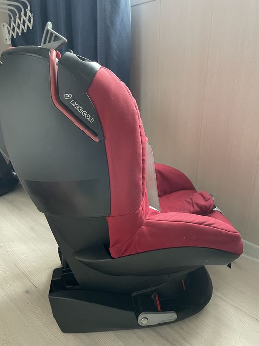 Автокресло Maxi-cosi
