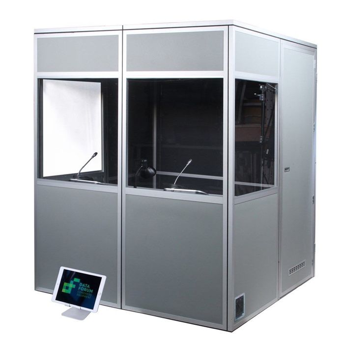 Кабины синхронного перевода