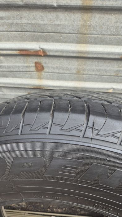 Продам шины Toyo