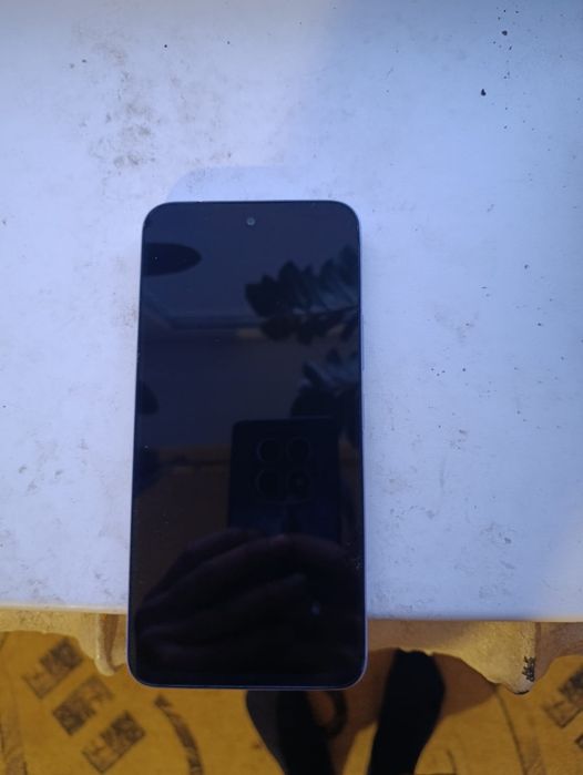 Продам  срочно Redmi 15