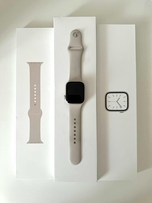 Смарт-часы Apple Watch 7