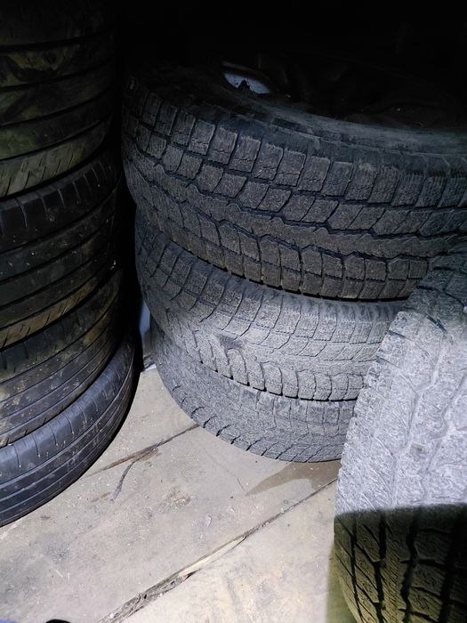 Продам Зимние балоны с дисками