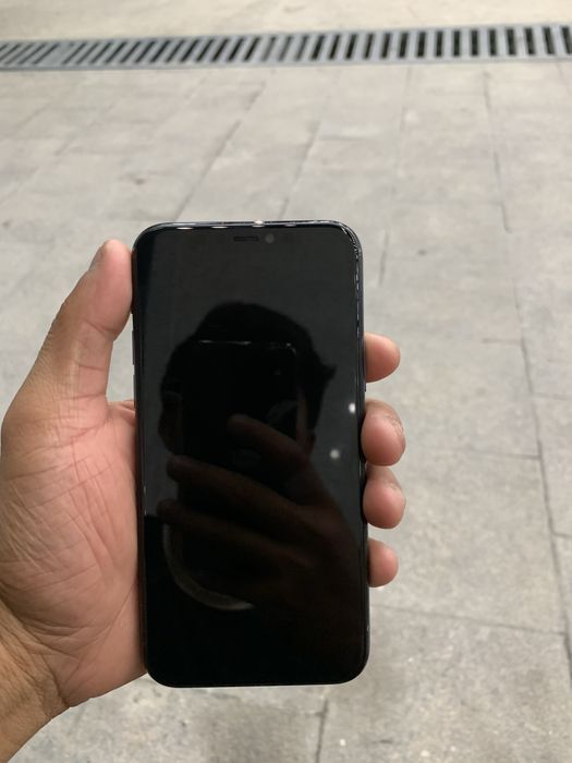 iphone 11pro обмен бар придлагать етиндер