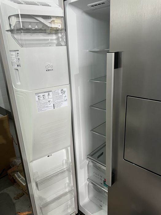 Холодильник Gorenje NRS9182VXB1
