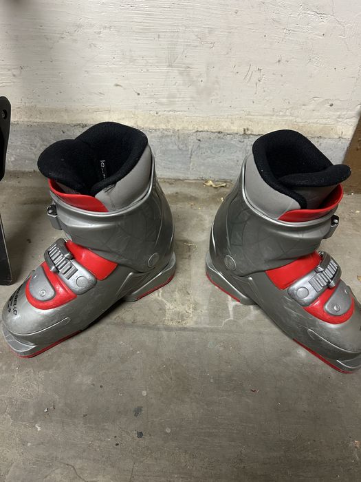 Детски ски и обувки