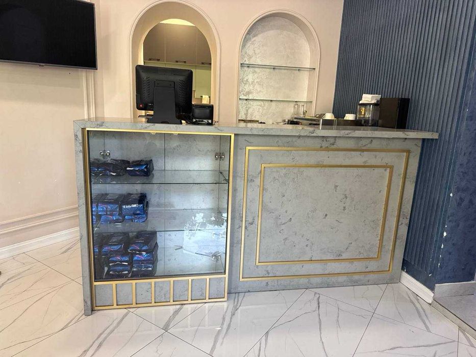 Продажа барной стойки.