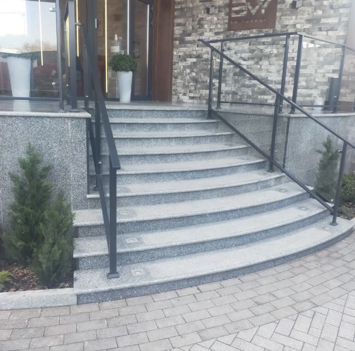 Лестницы перила балясина гранит мрамор травертин