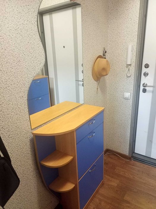 Комплект мебели в прихожую