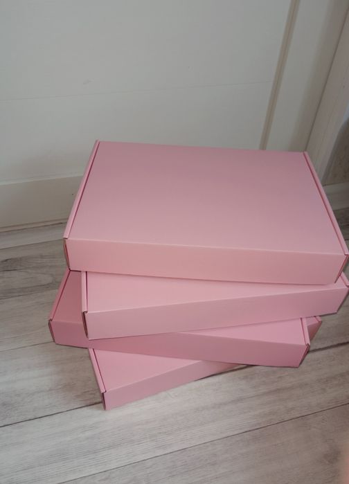 Подарочные коробки