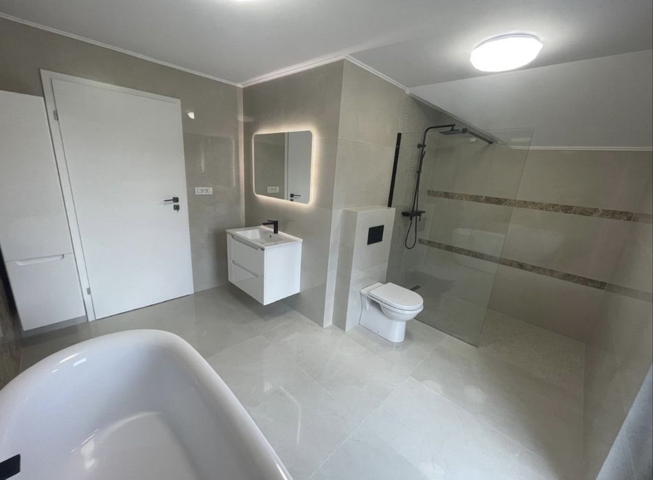 Casă finisată și utilată complet la cheie- de inchiriat- Westfield