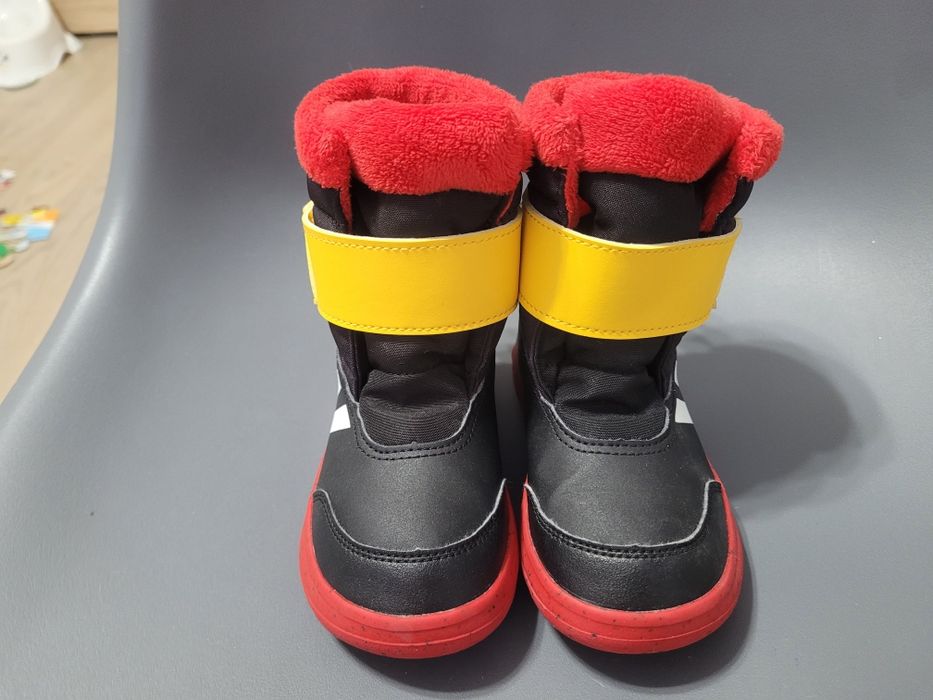 Ghete Adidas marimea 26