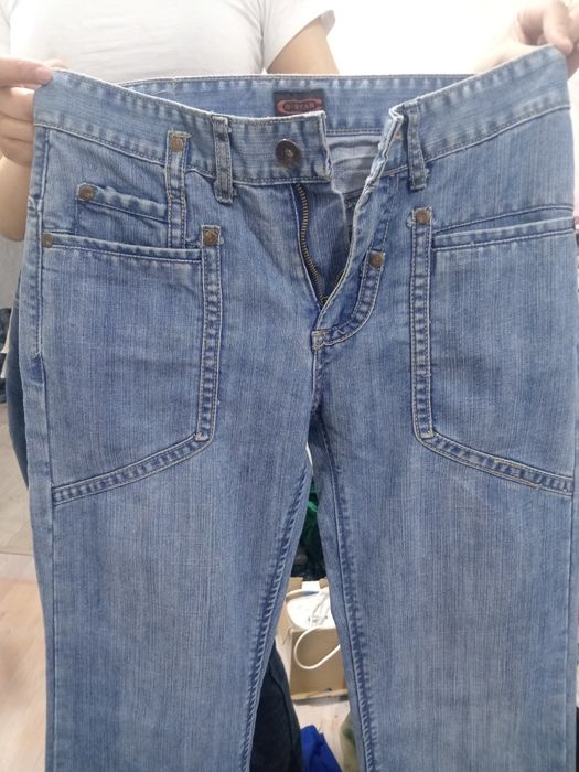 Джинсы стильные новые