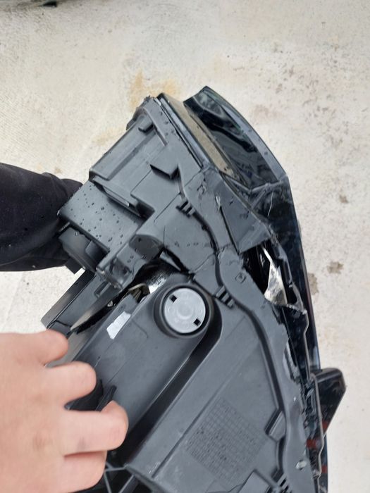 Ляв фар VW PASSAT B8 2021г.