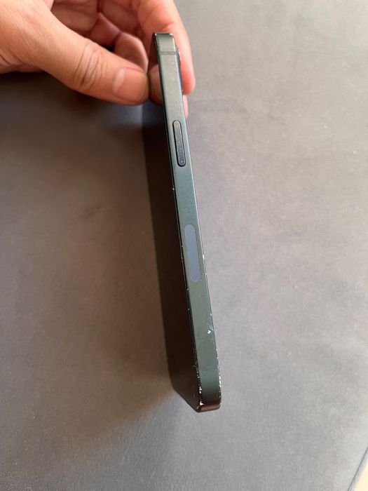 Продам iPhone 13 айфон 13